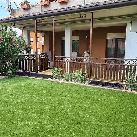 Apartment Casa Peonia Villongo